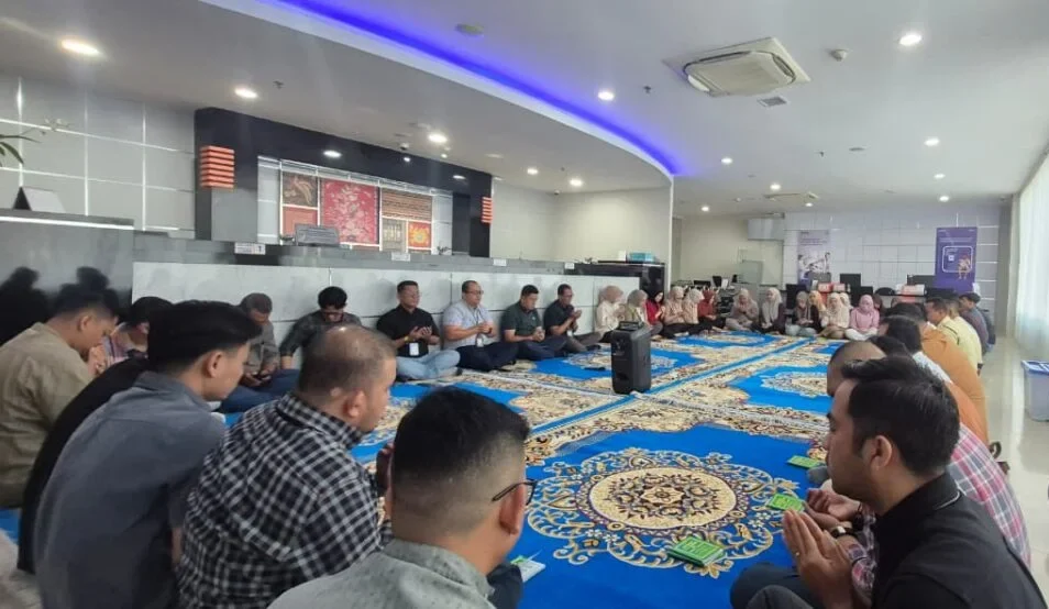 BRI BO Rantauparapat Enhances Employee Bonds Through Spiritual Assembly